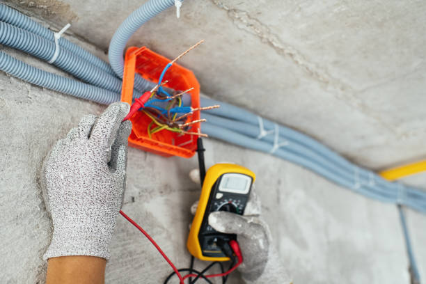 Best 24-Hour Electrician  in Onalaska, WI